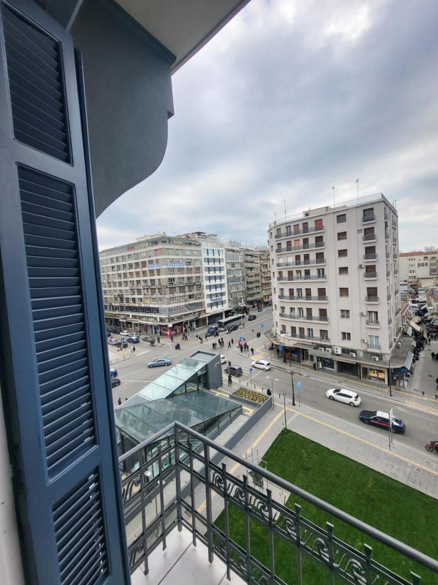 # Alegra Apartment , 10Mtrs From Venizelou Metro Station 테살로니키 외부 사진